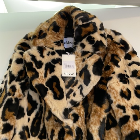 Jakke Faux Fur Leopard Coat - Picture 7 of 11